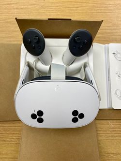 Meta Quest 3S 256GB VR Headset w/ Controllers Box Tested Reset Ready to Use