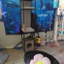 4 Tiered Cat Post With Hideaway Cubicle