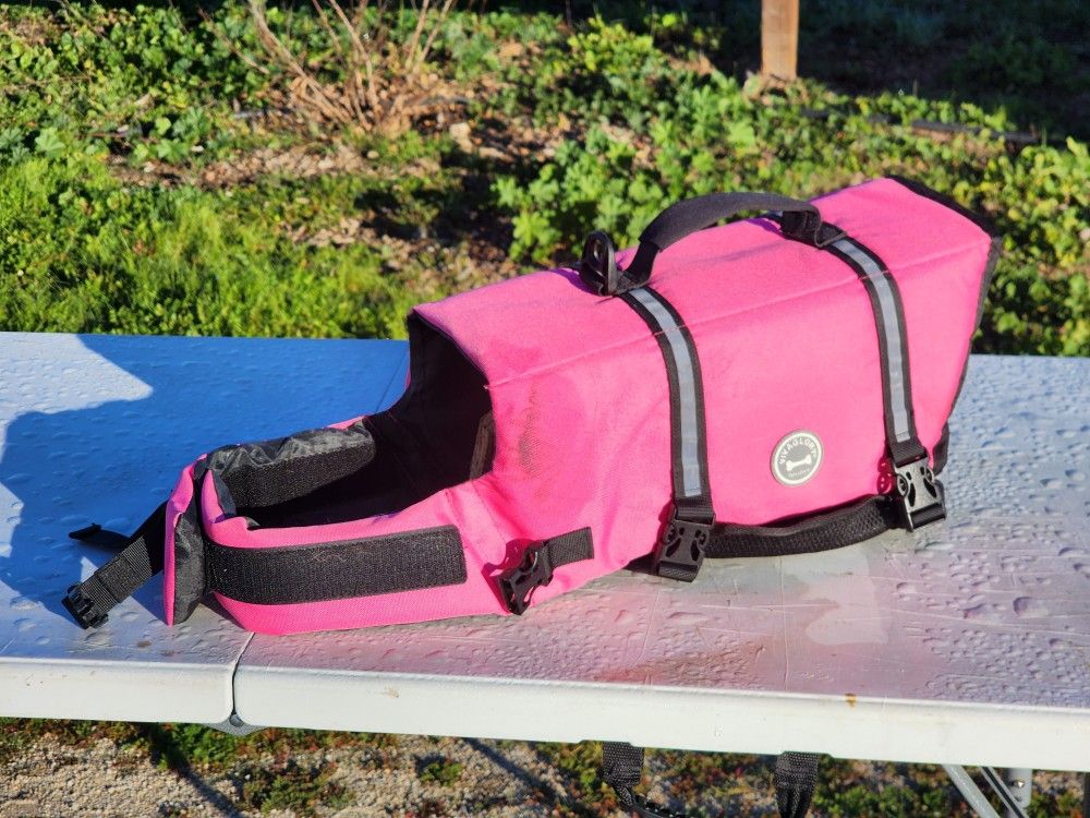 VIVAGLORY dog life vest. Size Large