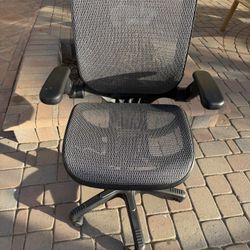 Office Chair Swivel With Adjustable Arms