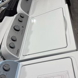Whirlpool Washer And (electric) Dryer Set 