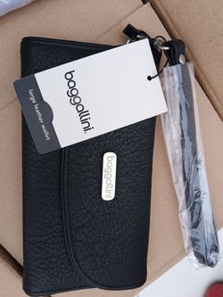 Baggallini large leather wallet