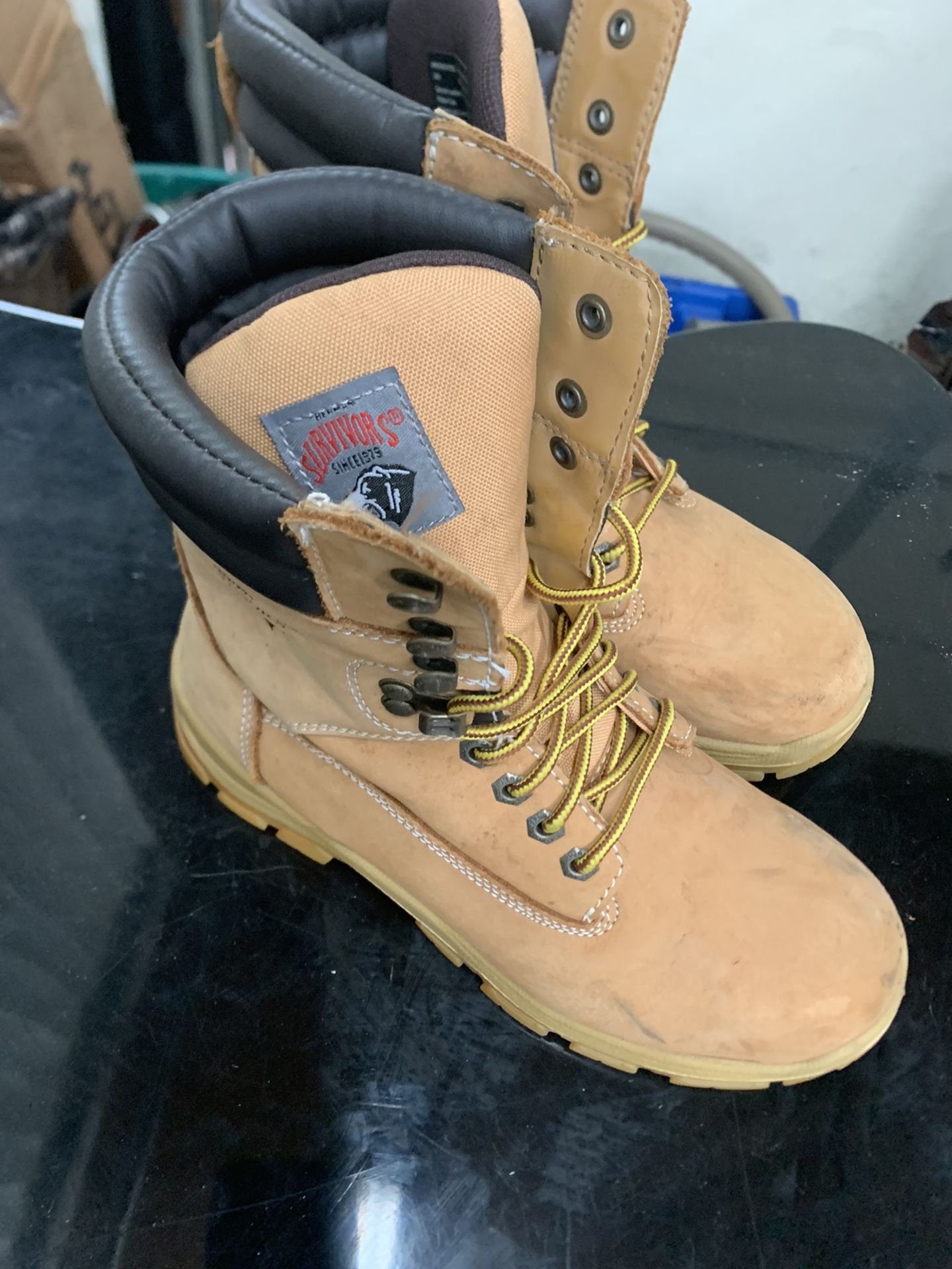 Boys Work Boots Size 6.5
