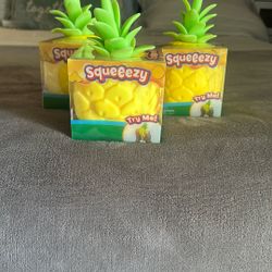Squeezy Pineapple 