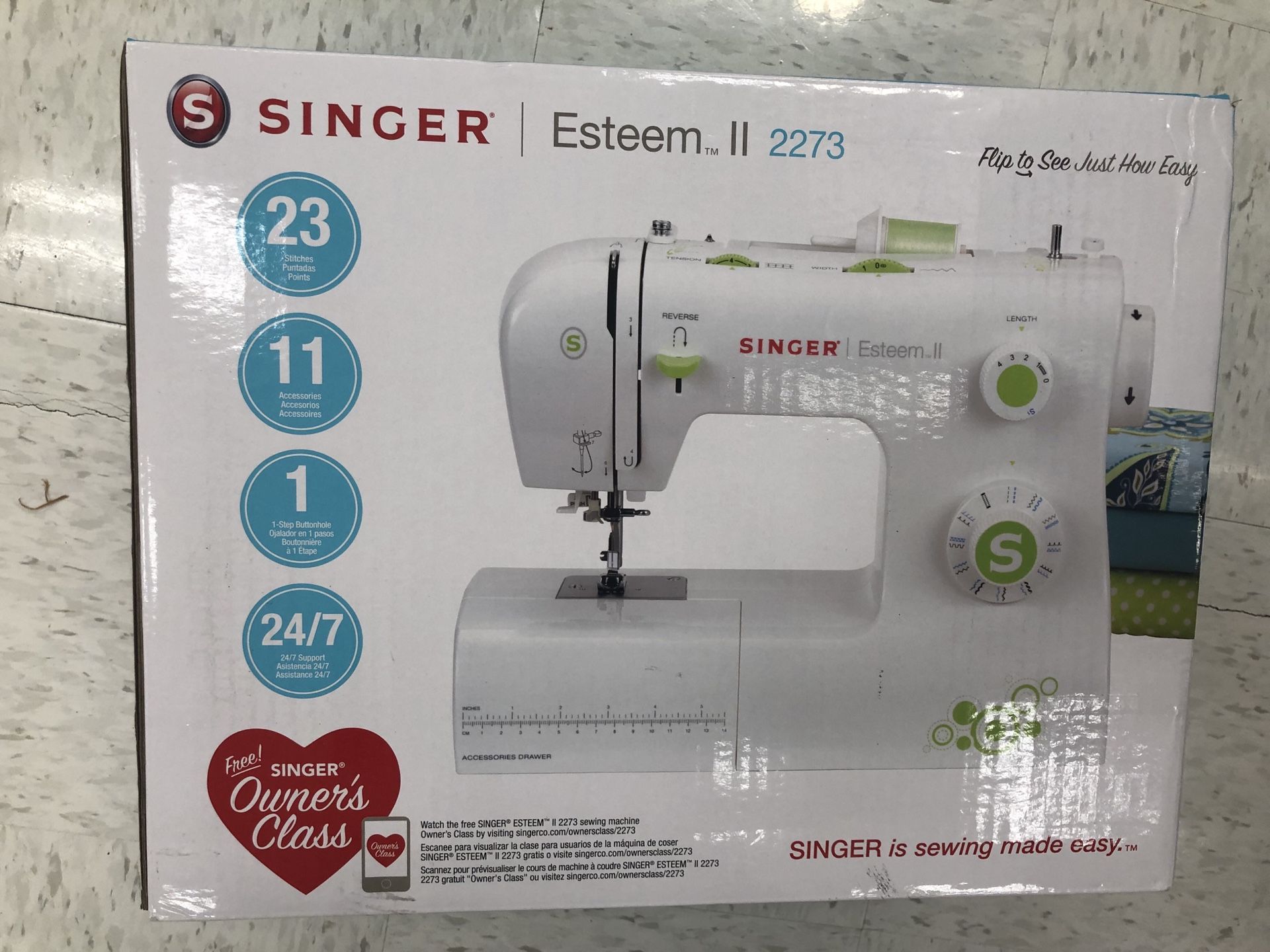 Singer Esteem II 2273 sewing machine (NEW) for Sale in Issaquah, WA