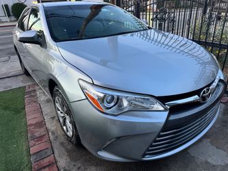 Toyota camry 2017