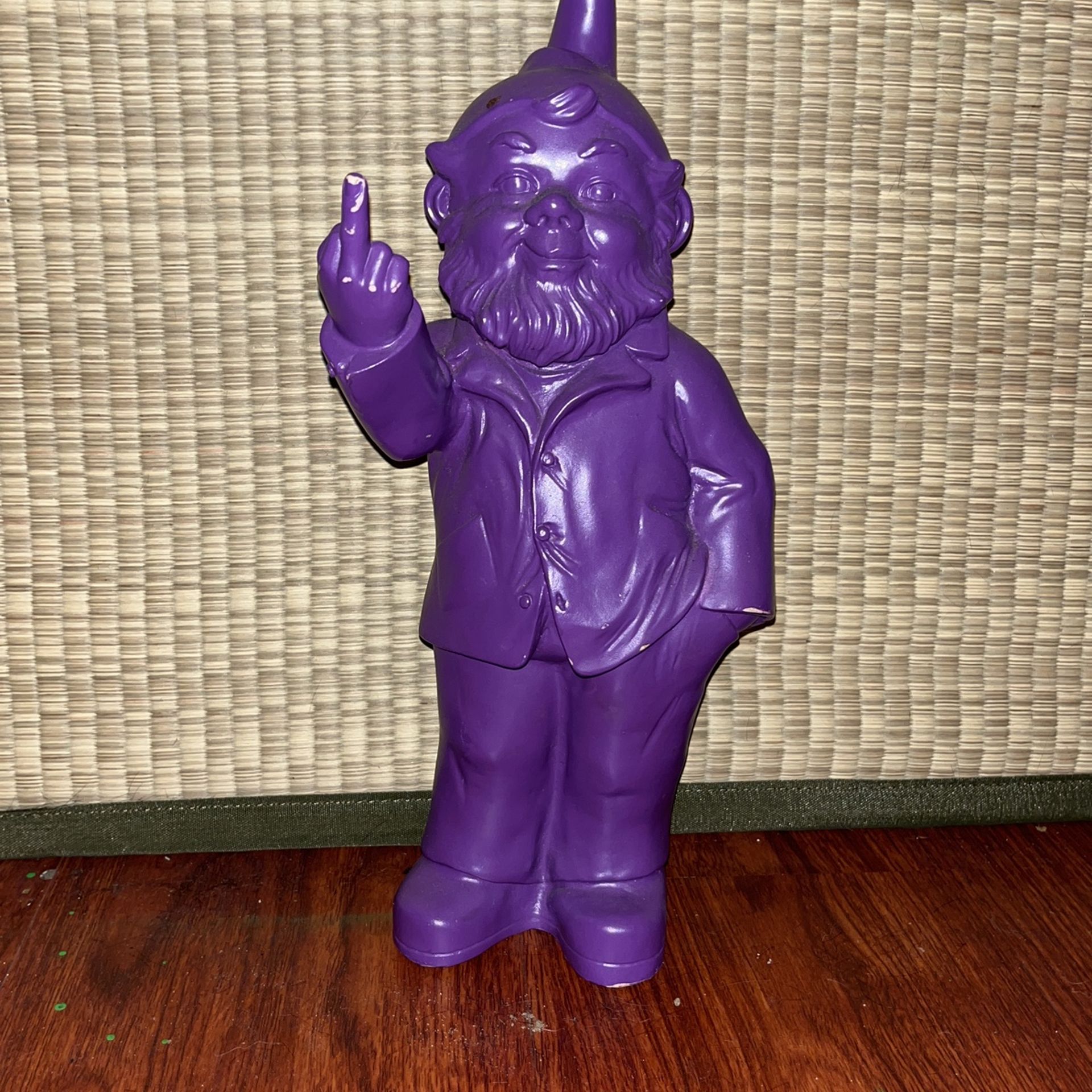 Leper Chaun With Middle Finger Up For Sell Only 25 Tryna Get Rid Of It