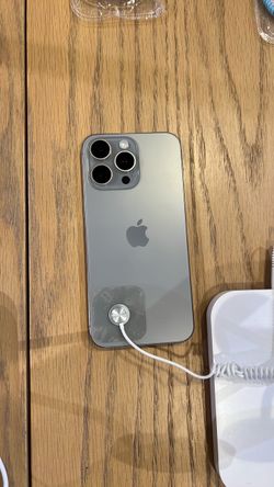 iPhone 15 Pro Max