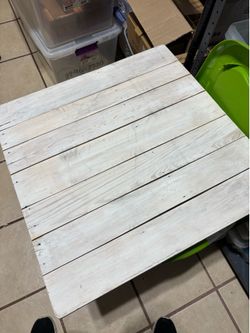 Large Cake Stand