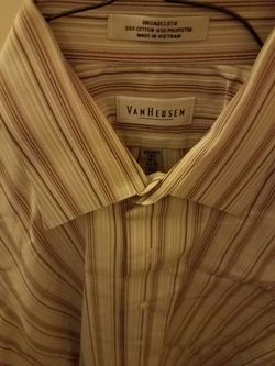 Men's Van Heusen brand, Long sleeved Striped button down collared shirt, size Large