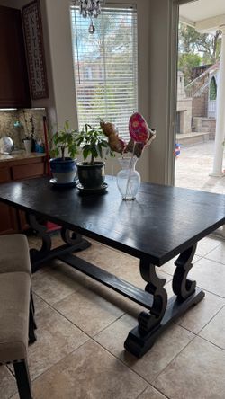 Used Dining set with Bar chairs $400