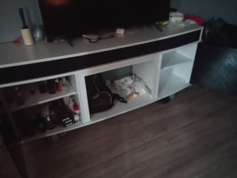 6 foot tv stand sound system