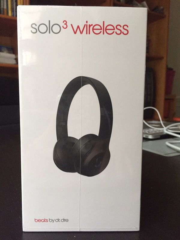 Beats Solo 3 Wireless [Special Edition Black] SEALED