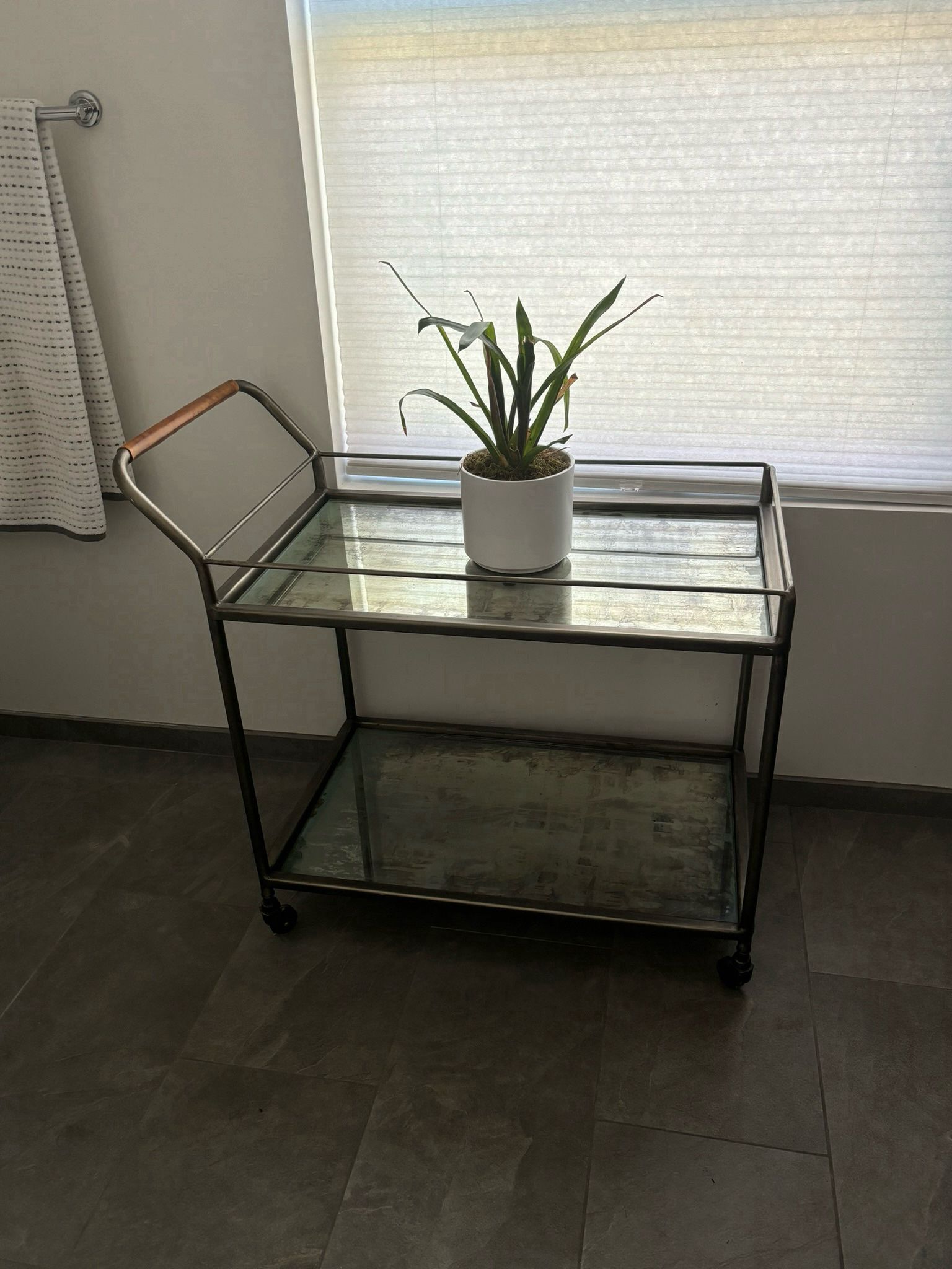 Get A Bar Cart Just In Time For Thanksgiving