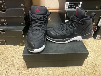 Air Jordan 12 Retro Black Kids Sneakers