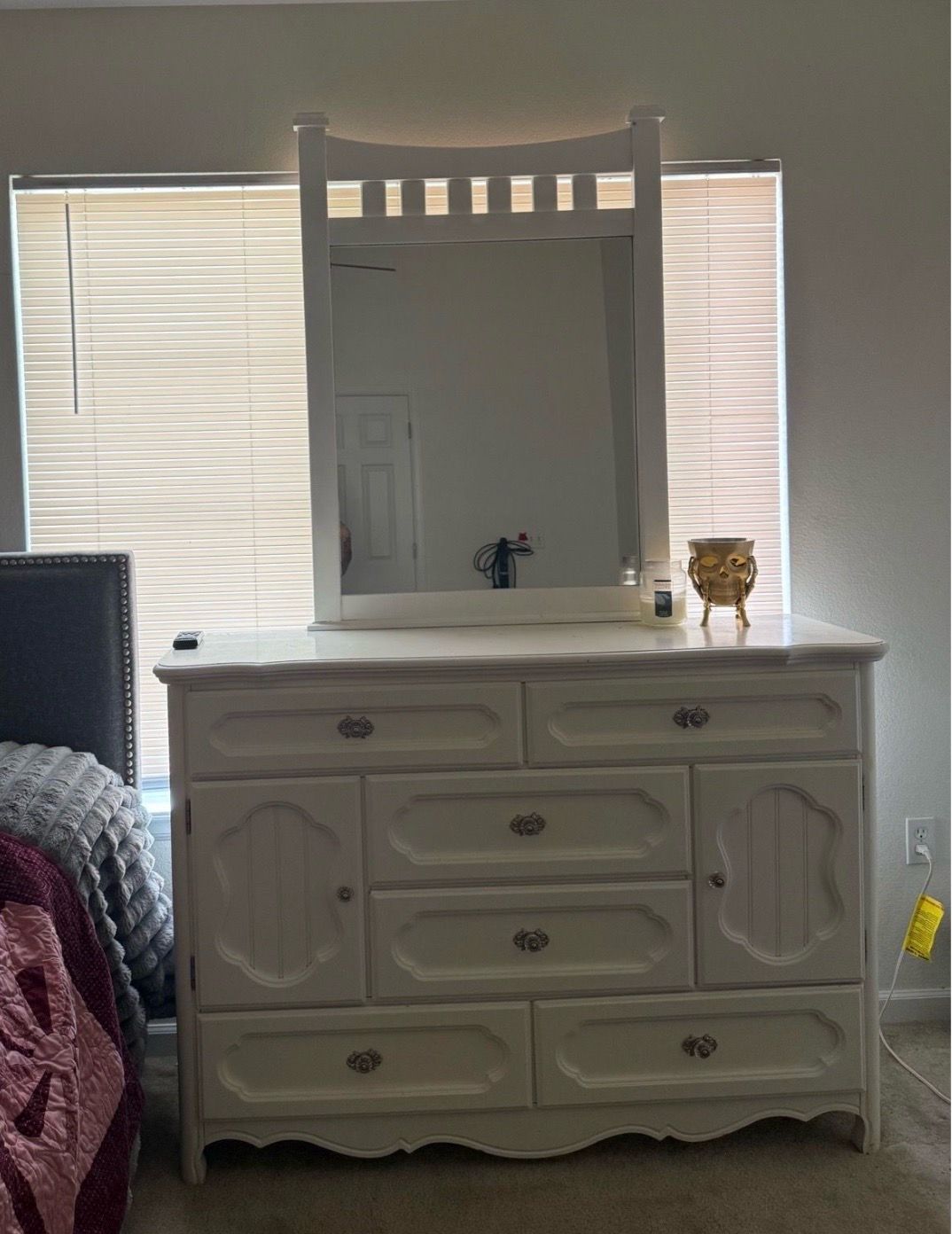 White Vanity Dresser
