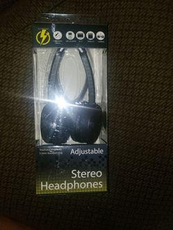 ADJUSTABLE STEREO HEADPHONES 