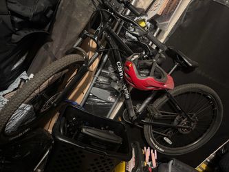 Cannondale Mountain Bike