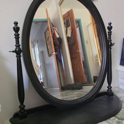 Vanity mirror