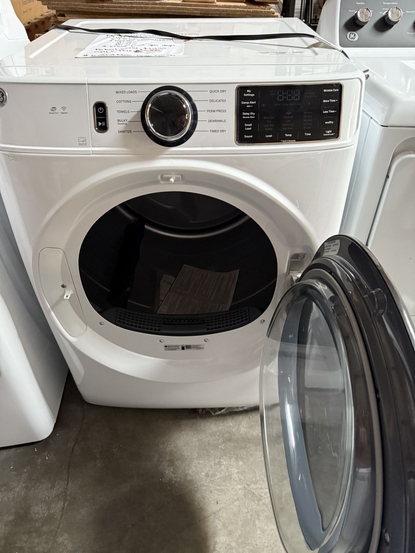GE GAS Dryer Open Box 80%off MOVING sALe