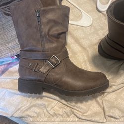 Maurices Boots 7.5