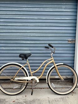 Huffy Beach Cruiser 26” wheels
