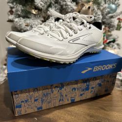 Used Brooks Draft XC Spikeless unisex 5.5 medium