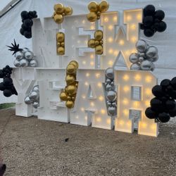 Marquee letters