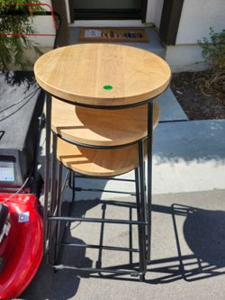 Round Wood Top Nesting Side Tables Set of 2