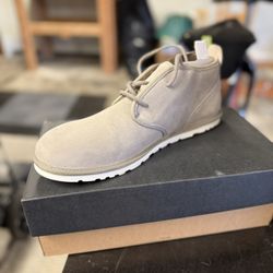New UGG Chukka Boots Size 12 In Box