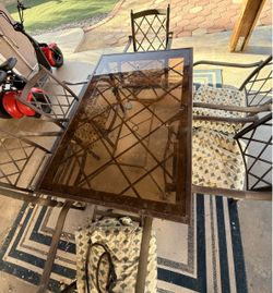 Outdoor table with 6 chair set