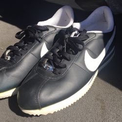 7.5 Woman’s Nike Cortez 