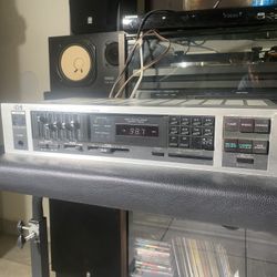 Receiver 1983 JVC R-K200 — the underrated DIGITAL SYNTHESIZER beast from the era when hi-fi was raw, real, and built to last!