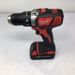 Milwaukee 2606-20 - 1/2" Compact 18v Drill/Driver w/ 1.5Ah CP Battery