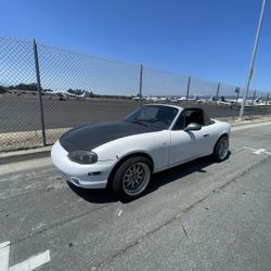 2001 Mazda Miata 