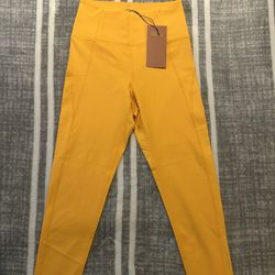 NWT Girlfriend Collective 3-Pc Bundle Marigold - Bra, Leggings, Skort - Size Small