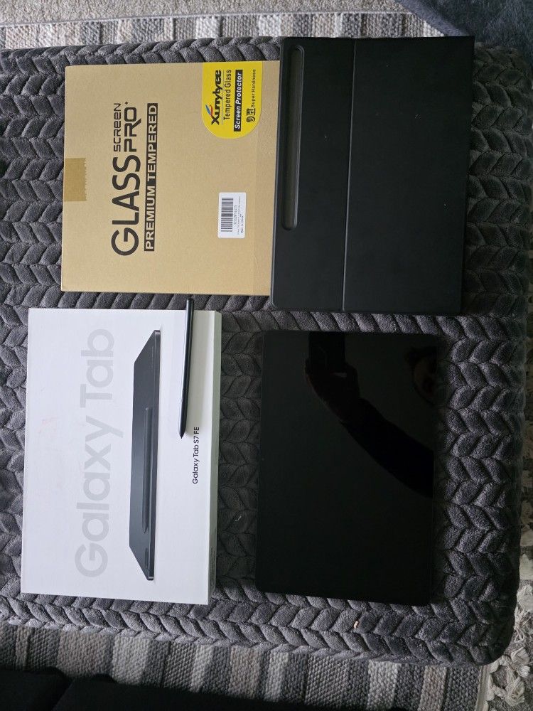 Samsung S7 FE Tablet 128gb Wifi 12.4" Screen