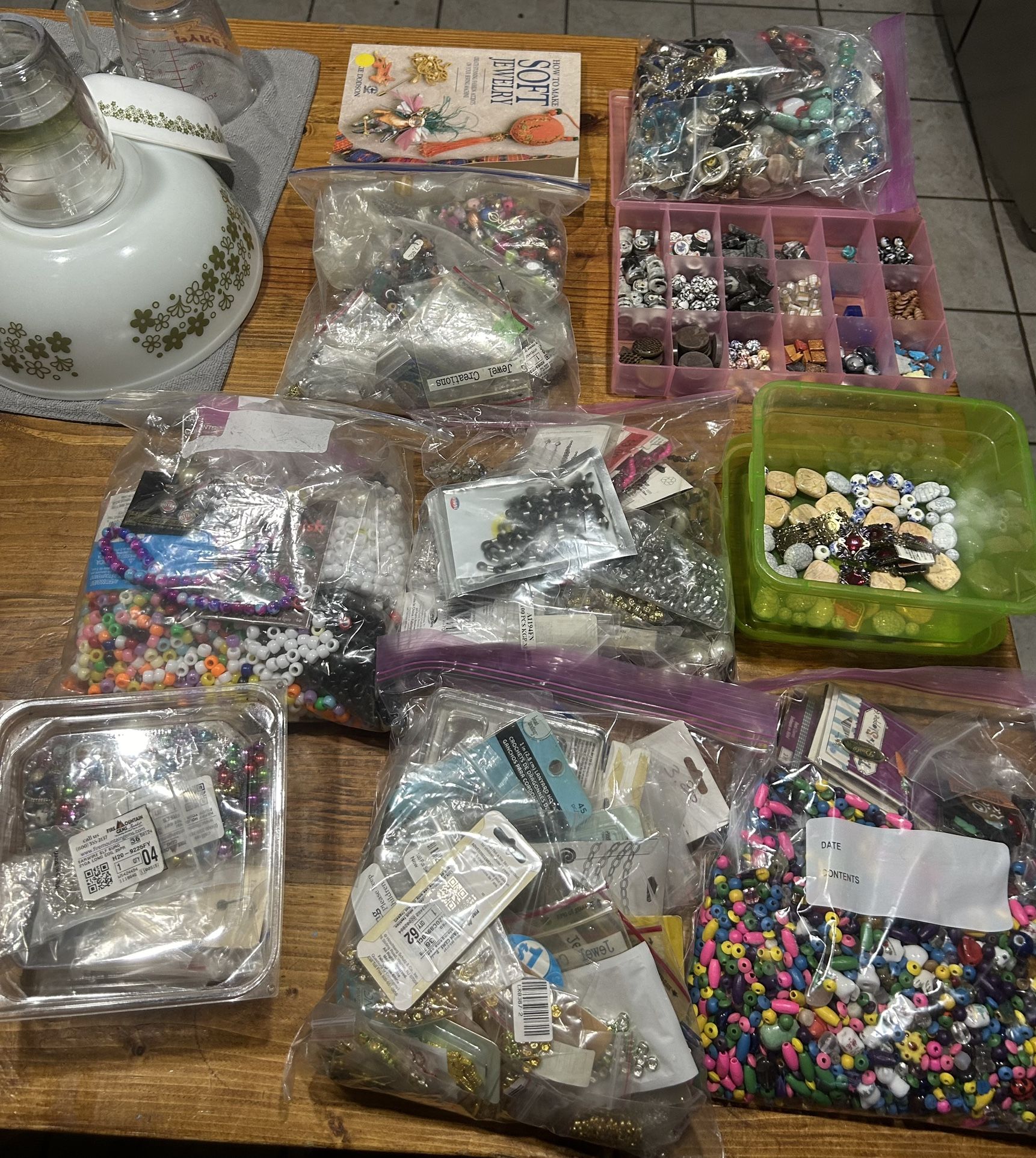 Beads And Jewelery Making Supplies 