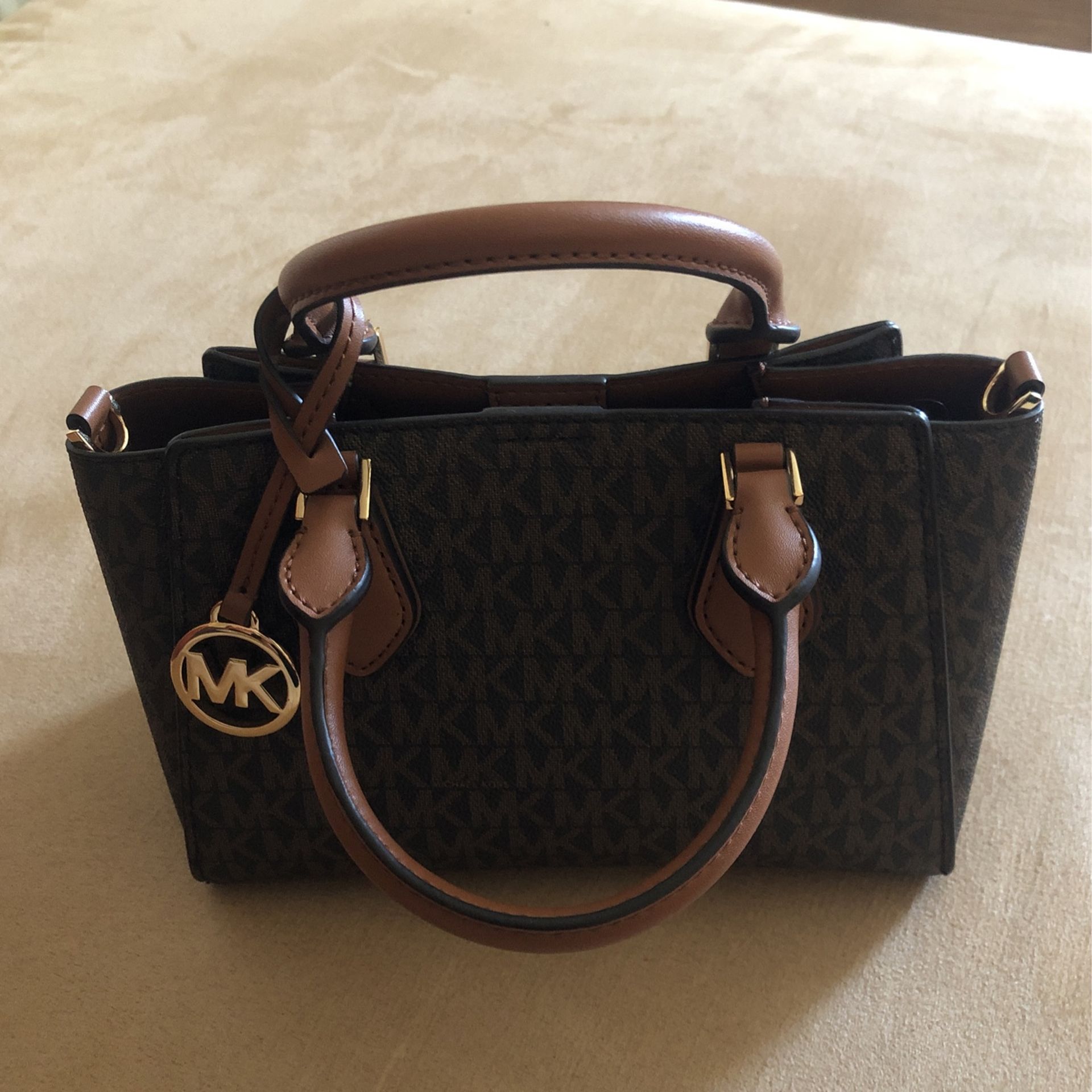 Mk Café Con Letras
