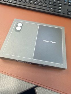 Samsung Z Fold 8
