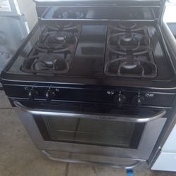 Frigidaire 4 Burner Oven Range  Gas Stove