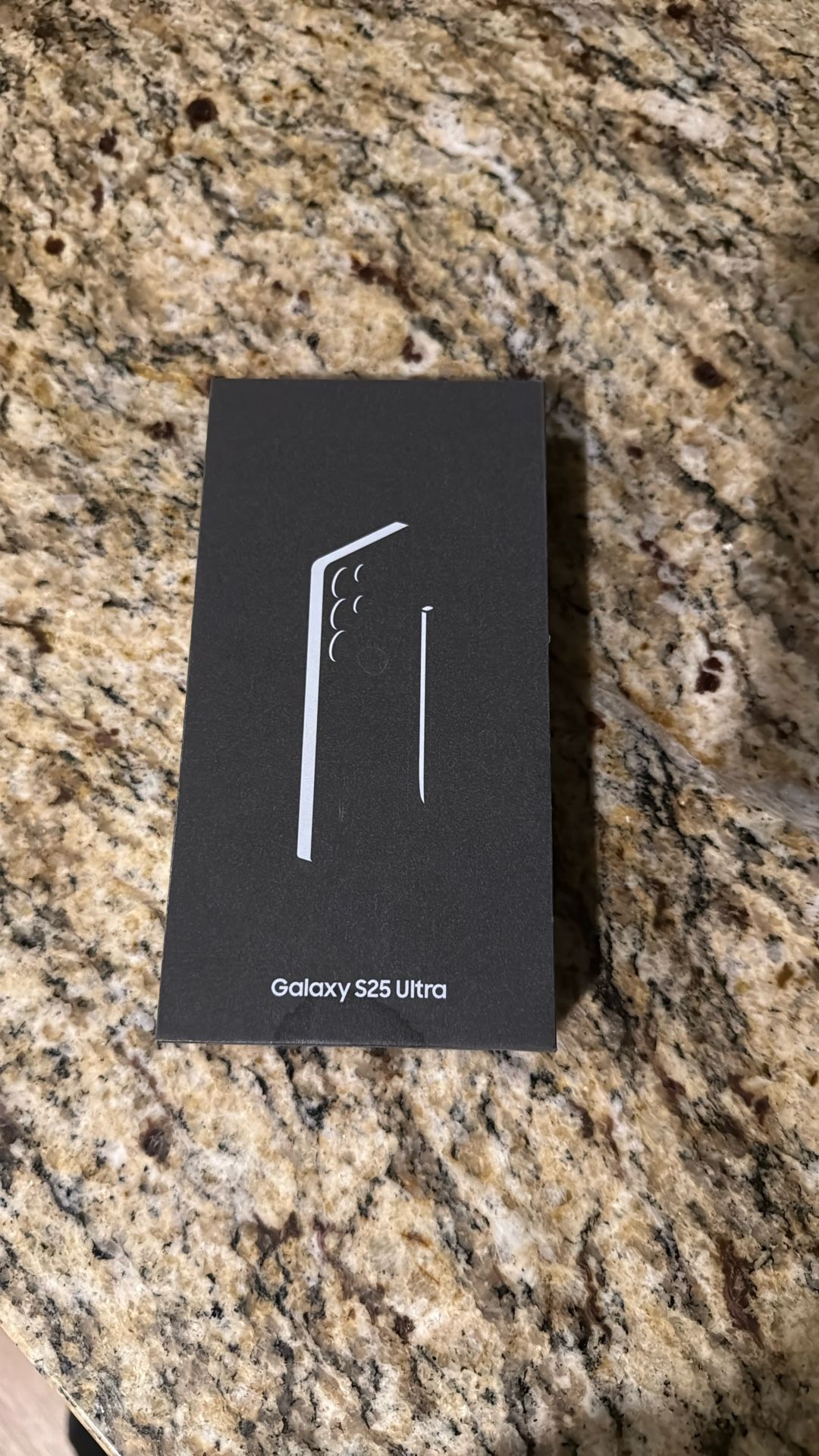 S25 Ultra $525 AT&T 256gb Silverblue