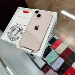iPhone 13 pink