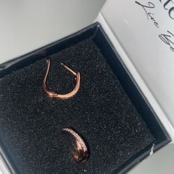 Rose gold 