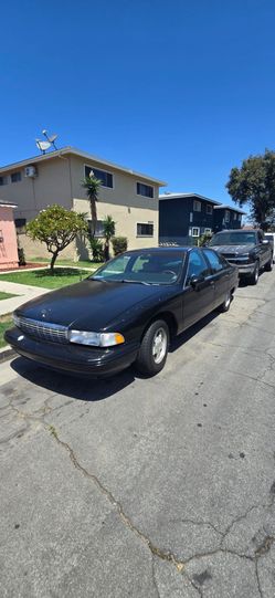 1991 Chevrolet Caprice Sedan – Classic Bubble-Body Cruiser (5.0L V8)