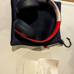 Tommy Hilfiger Wireless Headphones