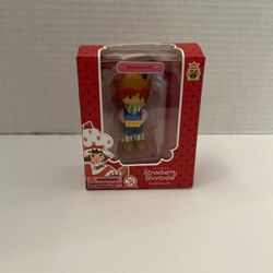 Strawberry Shortcake Doll. Limited Edition 