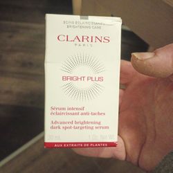 Clarins Bright Plua