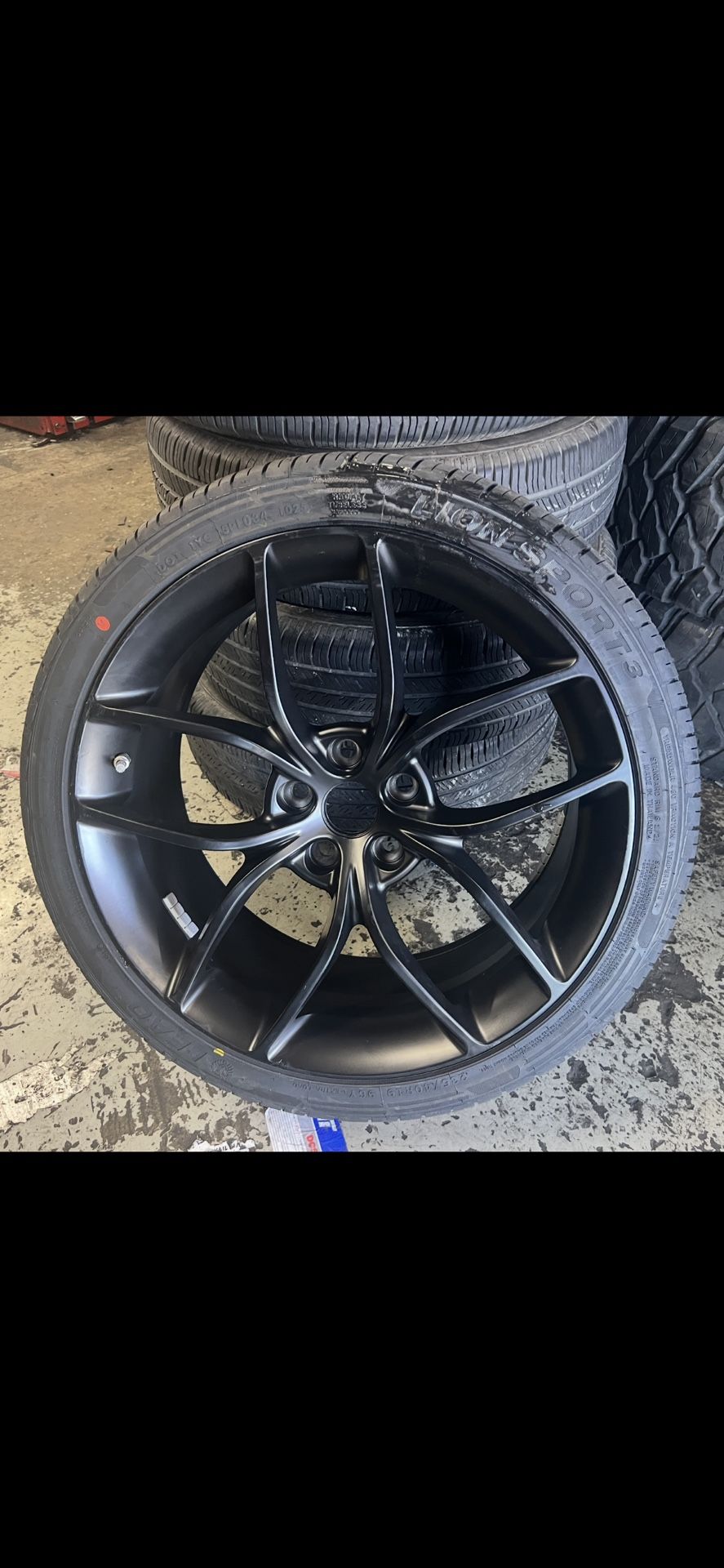 Tesla Model Score X 20x8.5 New Zero G Style Lite Weight Rims New Tires Set