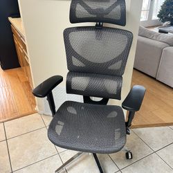Nearly New Office Chair